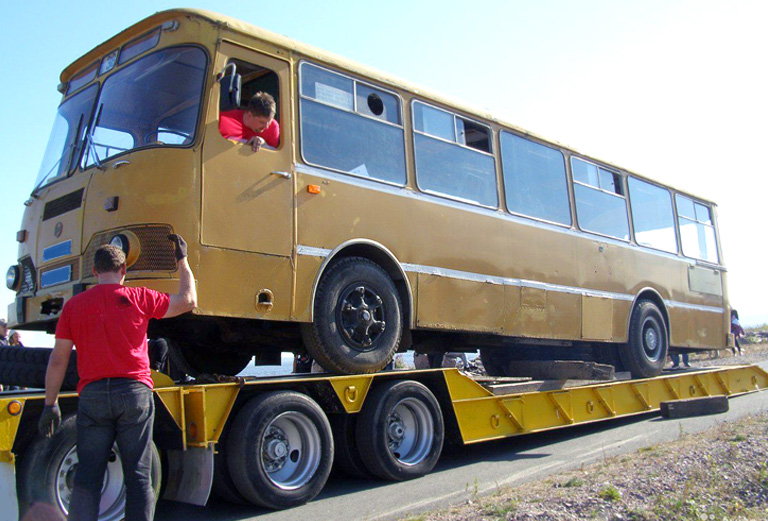 Транспортировать автобус стоимость из Новосибирска в Санкт-Петербург